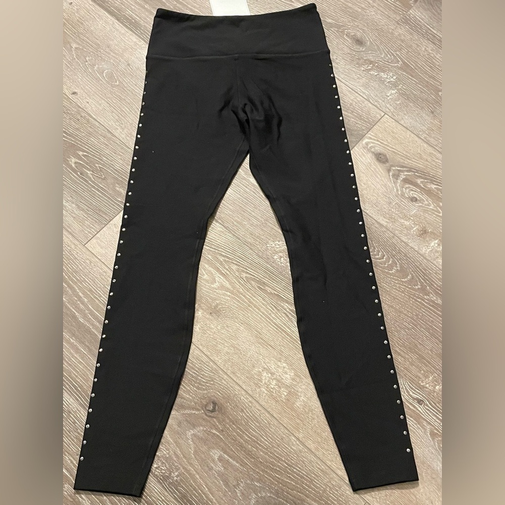 NWT Lorna Jane Be Bold Core Tight - S